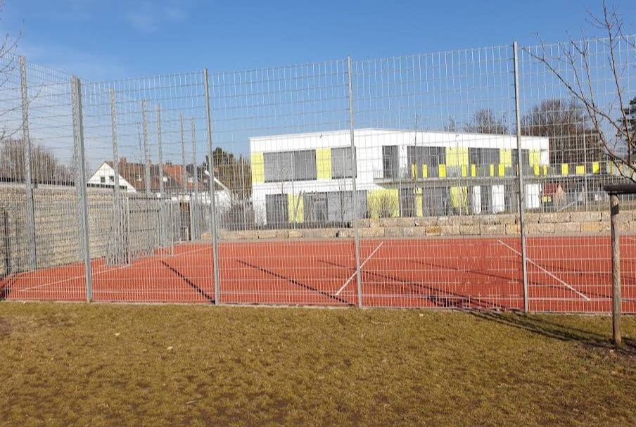 Bolzplatz Viatisschule